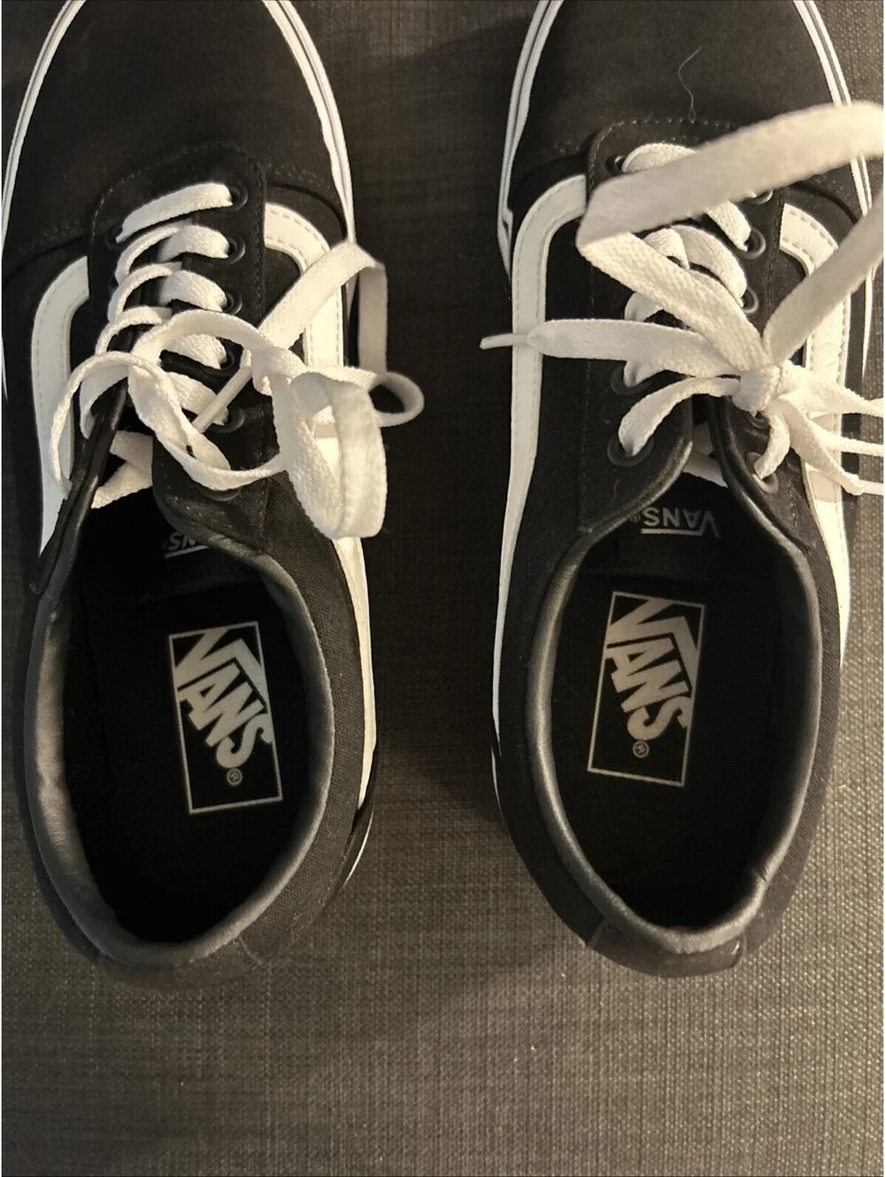 VANS Off the Wall “Old Skool” Skate Shoes Canvas Black White Womans Size 9.5